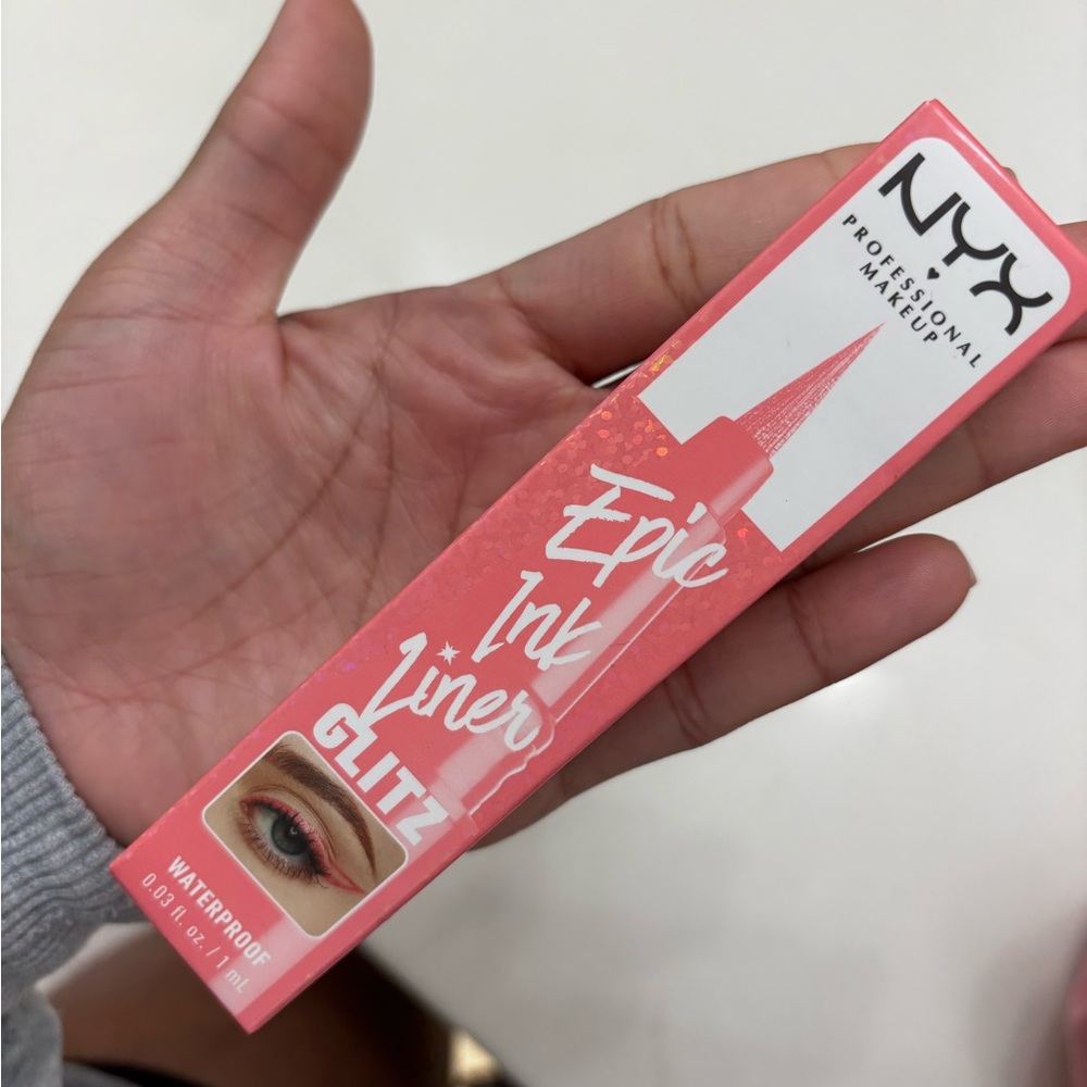 NYX Epic Ink Liner in Glitzy Pink